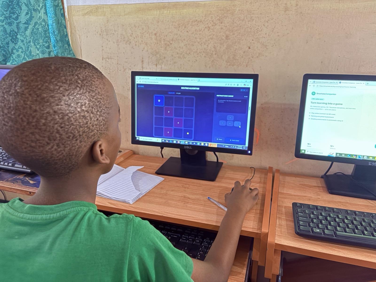 A pupil playing a SmartEdu logic game